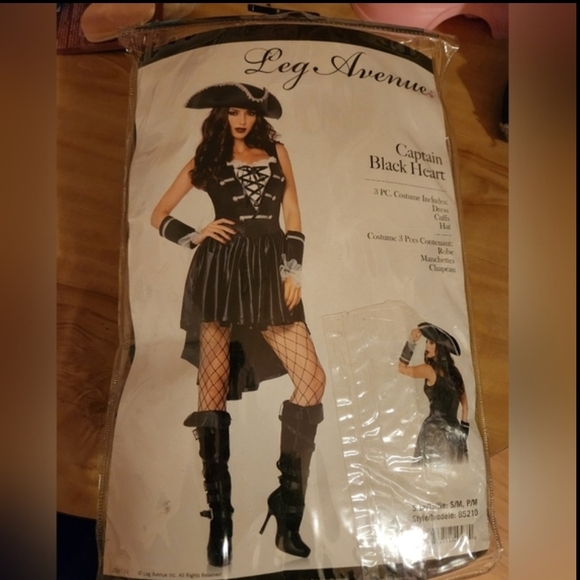 Pirate Adventure Kids Costume - Black - Picture 3 of 8